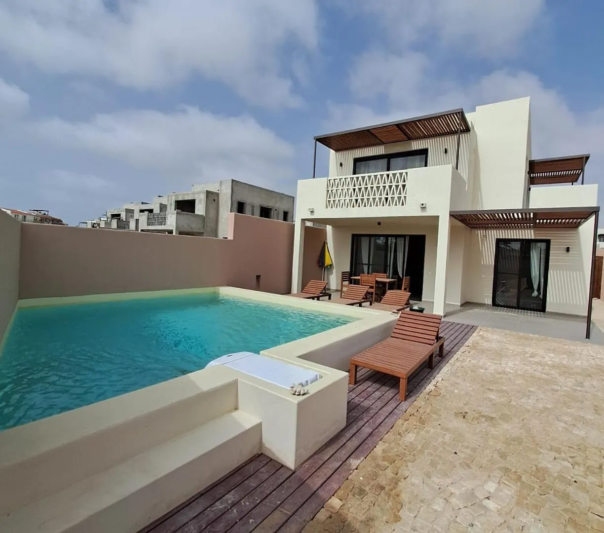 Vilas Sea View Estoril Beach - Sol Y Mar location